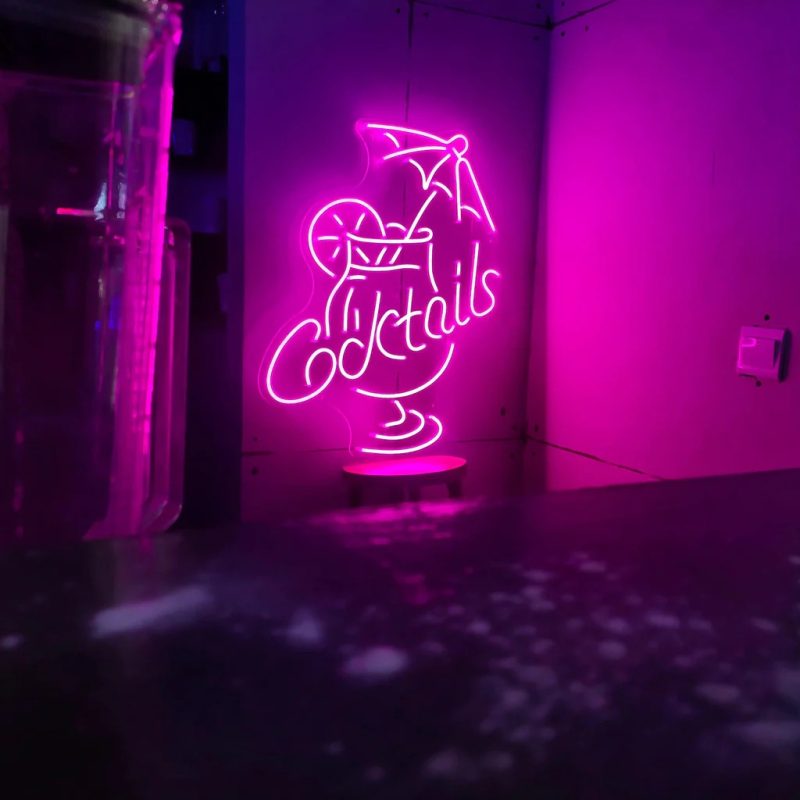 neon light sign